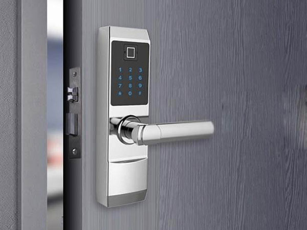 伊犁哈萨克24小时上门开锁公司