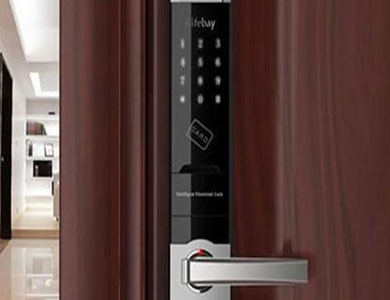 伊犁哈萨克24小时上门开锁公司