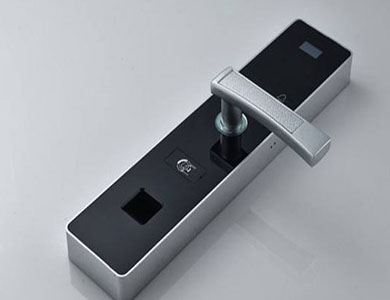 伊犁哈萨克24小时上门开锁公司